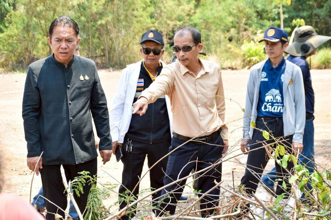 สำรวจ ติดตามการวางท่อลอดบริเวณบุ๊คบูม เพื่อแก้ปัญหาน้ำท่วม